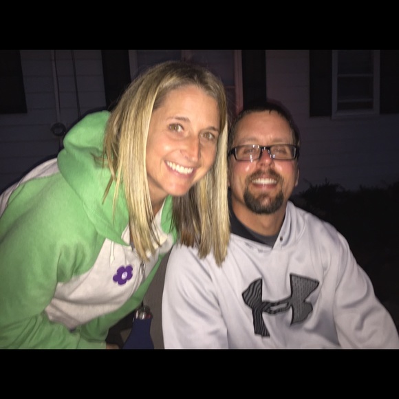 Meet your Posher, Carrie - Picture 1 of 1